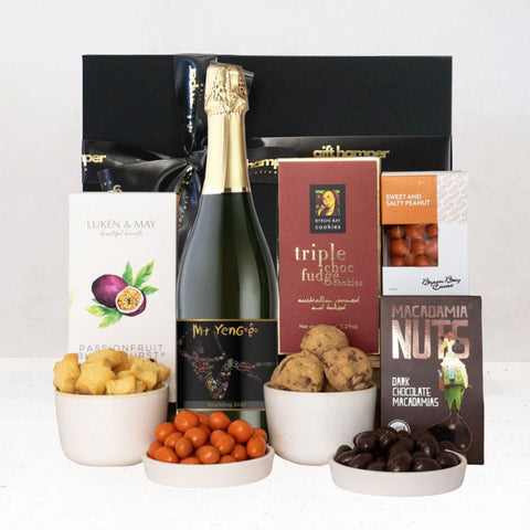 Bubbles & Bites Sparkling gift Hamper
