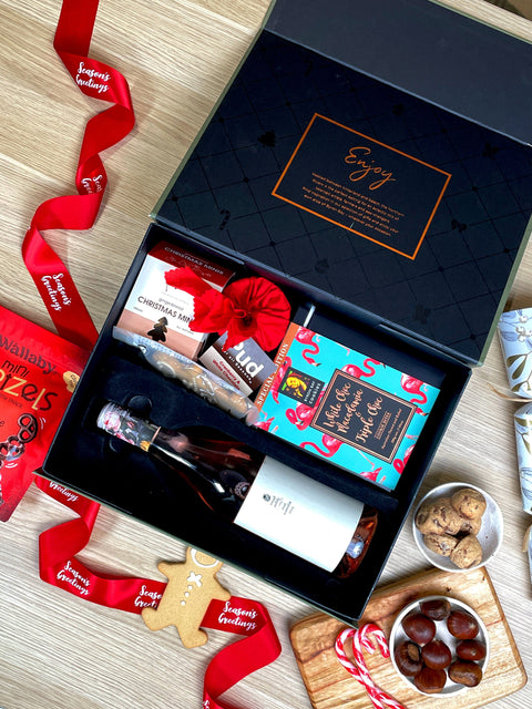 Byron Bay Gifts EM GIFT HAMPERS Rosé Christmas Hamper